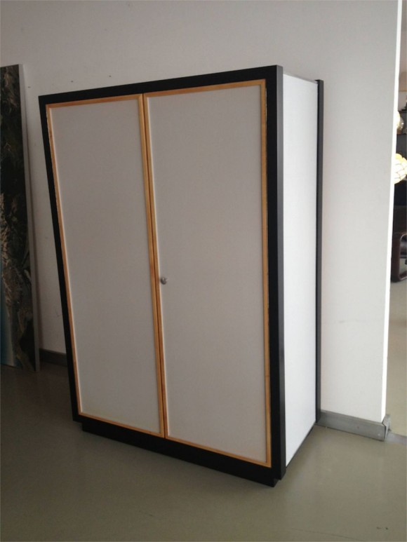 Kurt Thut Kleiderschrank