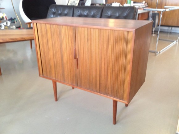 Kleines Teak Sideboard