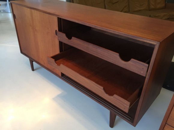 2 Sideboards von Kofod Larsen
