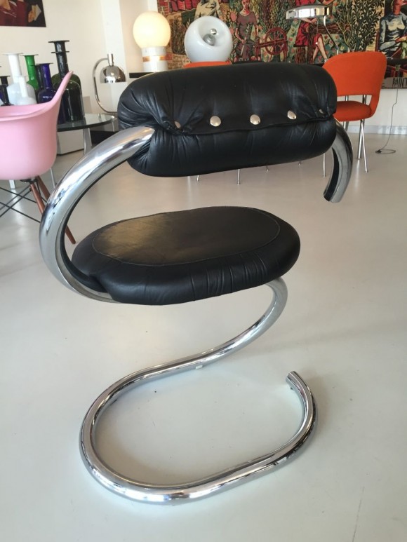 Giotto Stoppino Tisch und Stühle