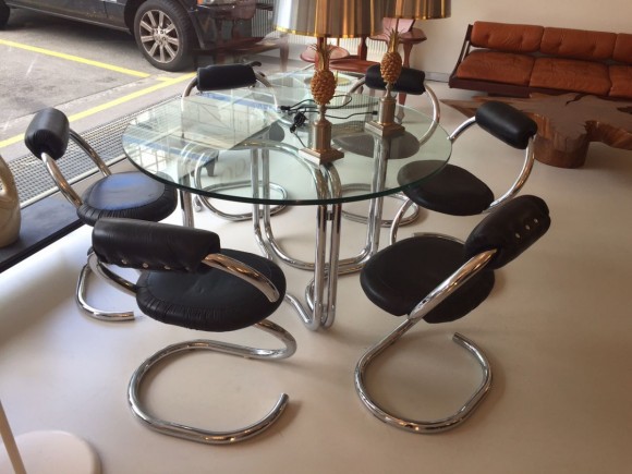 Giotto Stoppino Tisch und Stühle