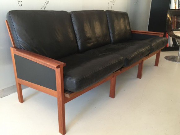 Dreier-Ledersofa von Illum Wikkelsø