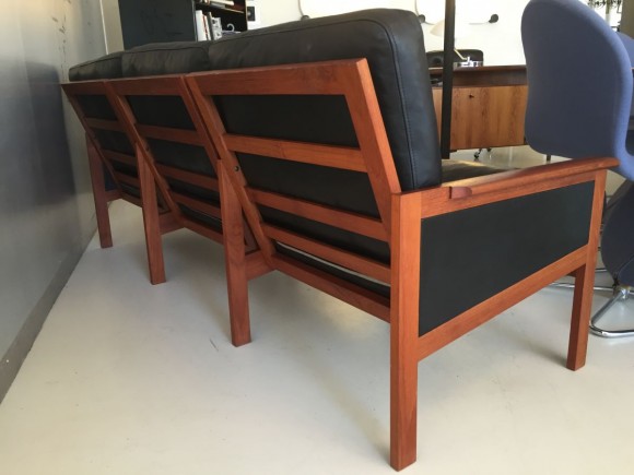 Dreier-Ledersofa von Illum Wikkelsø