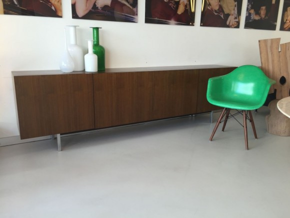 Nussbaum-Sideboard von 1960